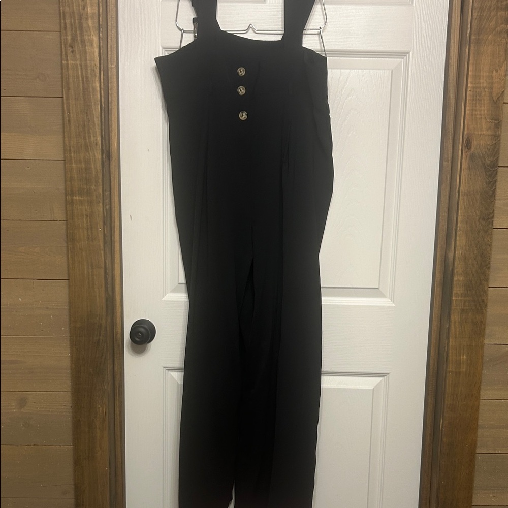 SHEIN Black Button-Detail Jumpsuit 💥